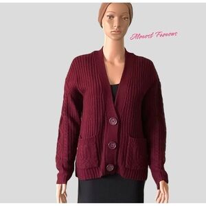 Almost Famous Ribbed Solid Cropped Button  Loose Burgundy Cardigan‎ Sweater Sz M
